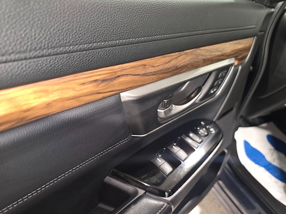 Honda CR-V 12 of 24