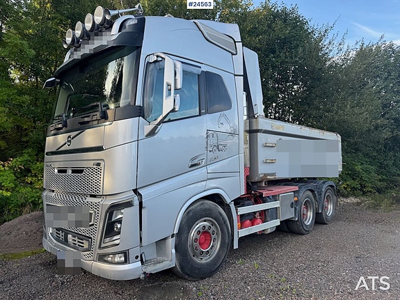 Volvo FH16 750 6x4 Kombibil 6 of 26