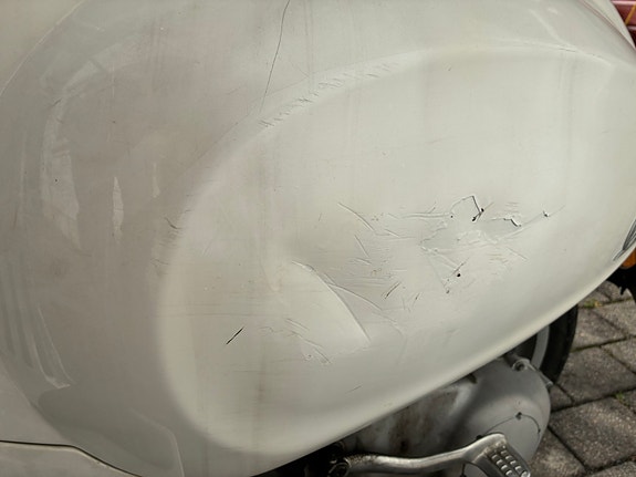 Vespa Primavera 50 13 of 18