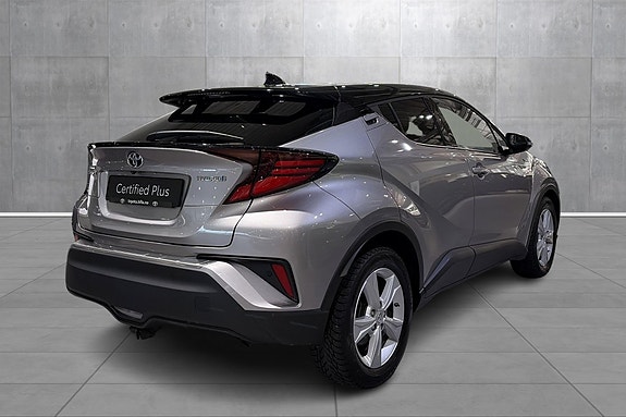 Toyota C-HR 5 of 24