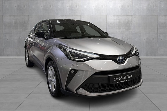Toyota C-HR 7 of 24