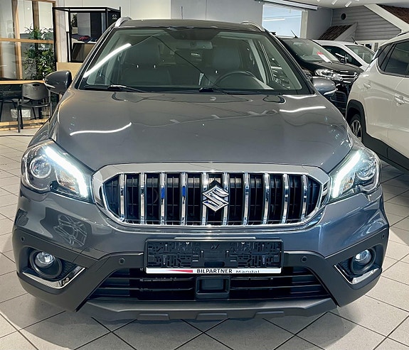 Suzuki SX4 S-Cross 2 of 16