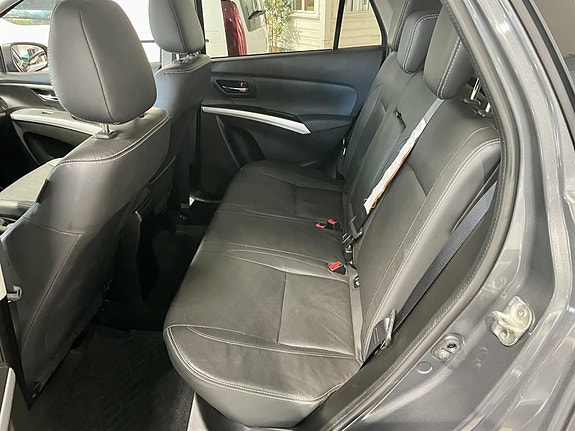Suzuki SX4 S-Cross 6 of 16