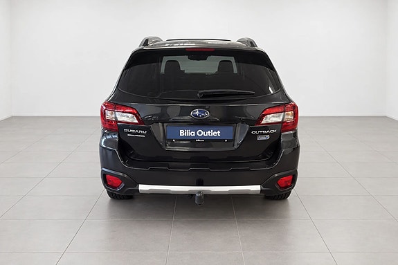 Subaru Outback 4 of 17