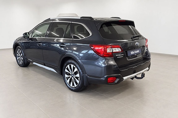 Subaru Outback 2 of 17