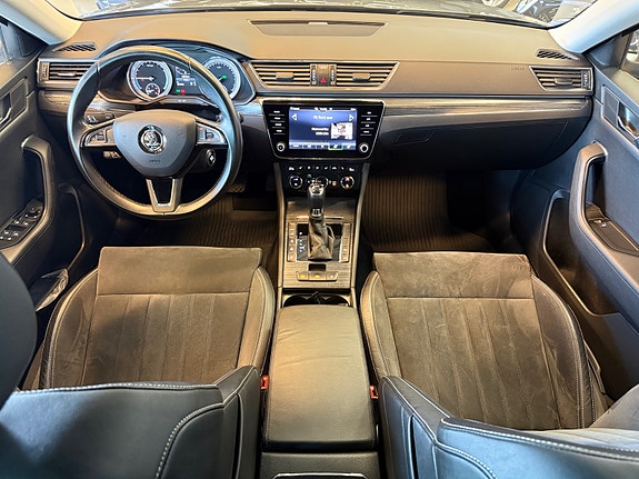 Skoda Superb 19 of 30