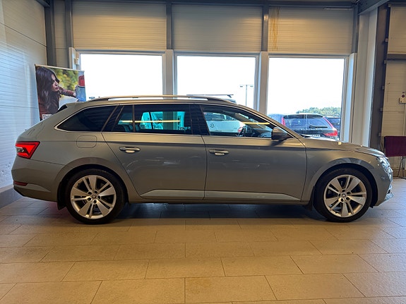 Skoda Superb 4 of 30