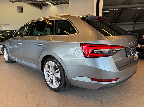 Skoda Superb 5 of 30