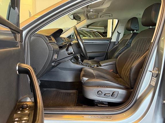 Skoda Superb 11 of 30