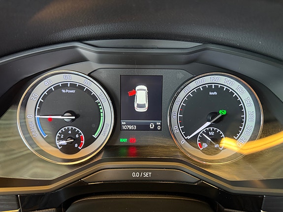 Skoda Superb 26 of 30