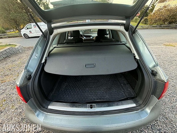 Audi A4 26 of 27