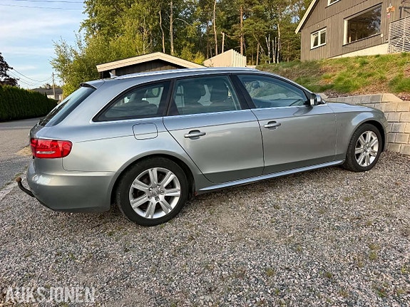 Audi A4 3 of 27