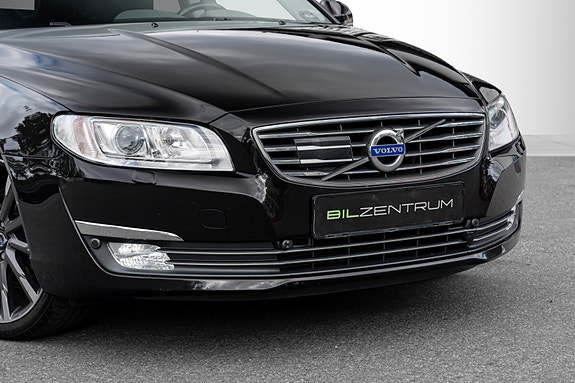 Volvo S80 5 of 30