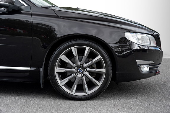 Volvo S80 9 of 30