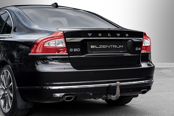 Volvo S80 6 of 30