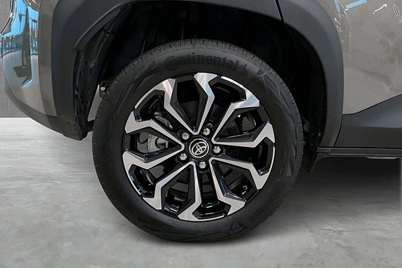 Toyota Yaris Cross 21 of 21