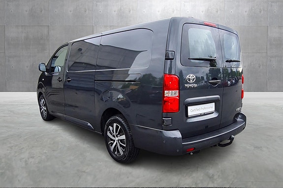 Toyota Proace 3 of 19