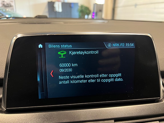 BMW 225xe 29 of 30