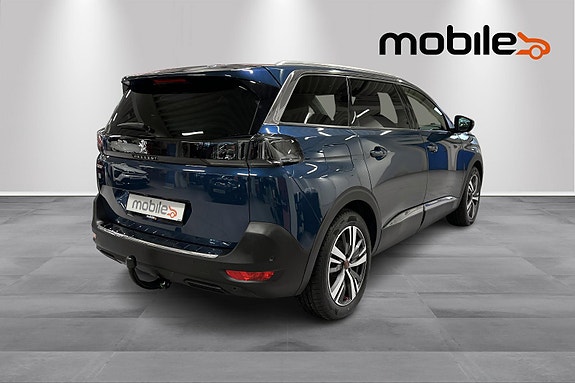 Peugeot 5008 3 of 29