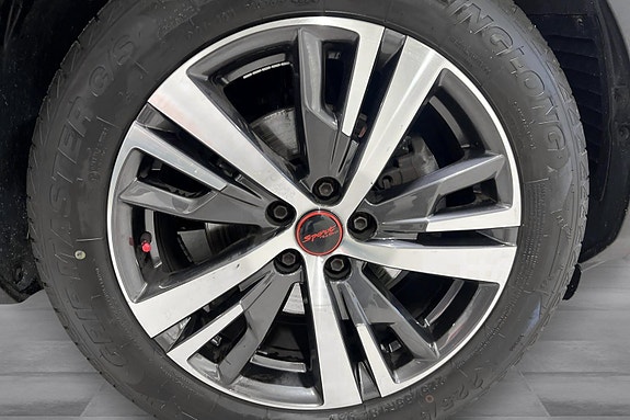 Peugeot 5008 24 of 29