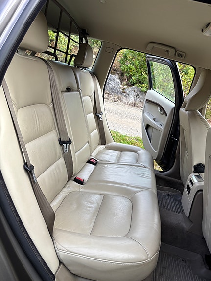 Volvo XC70 15 of 27