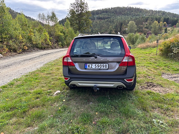 Volvo XC70 13 of 27