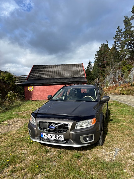 Volvo XC70 11 of 27