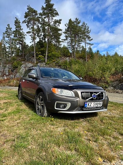 Volvo XC70 10 of 27
