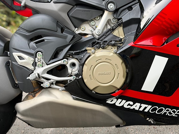 Ducati Panigale V4S CORSE 6 of 16