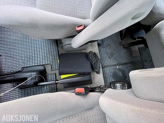 Volkswagen Caravelle 19 of 30
