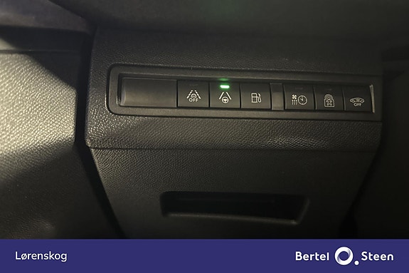 Peugeot 3008 24 of 28