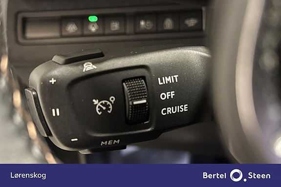 Peugeot 3008 16 of 28