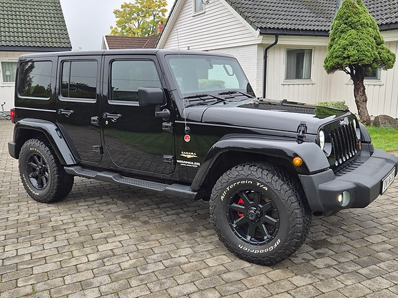Jeep Wrangler 2 of 30