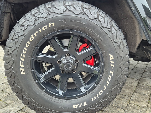 Jeep Wrangler 13 of 30