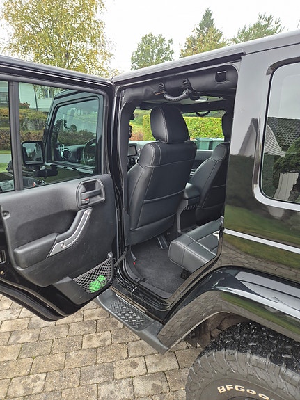 Jeep Wrangler 25 of 30