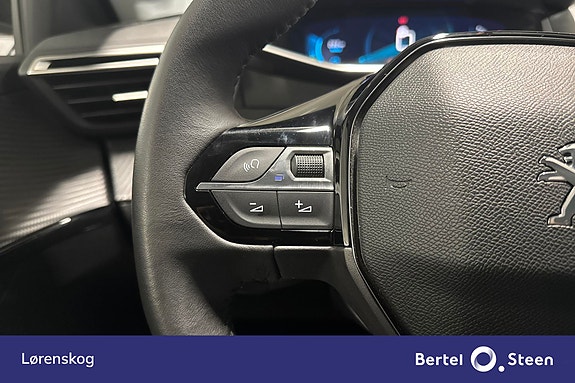 Peugeot e-208 15 of 24
