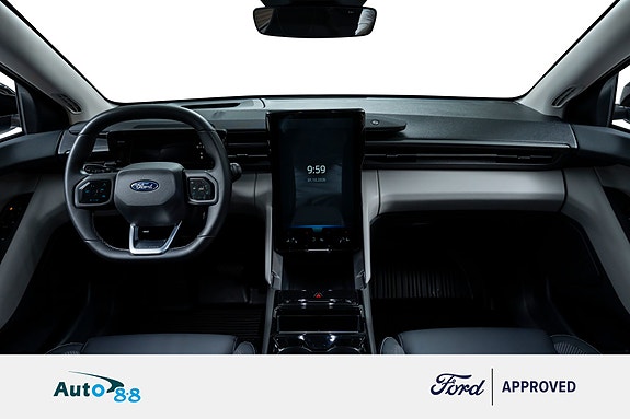 Ford Explorer 28 of 30