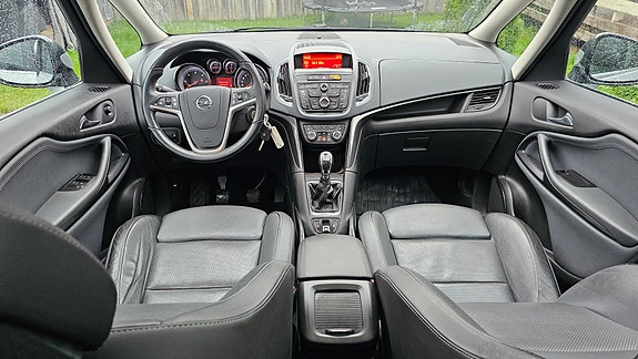 Opel Zafira Tourer 14 of 18