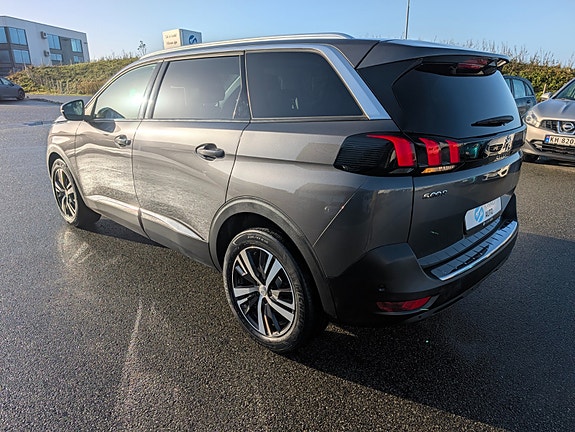 Peugeot 5008 9 of 29