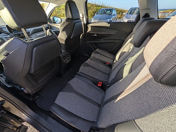 Peugeot 5008 13 of 29