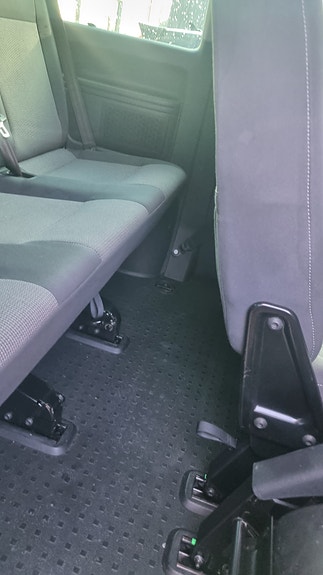 Volkswagen Caravelle 18 of 27