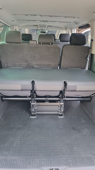 Volkswagen Caravelle 16 of 27