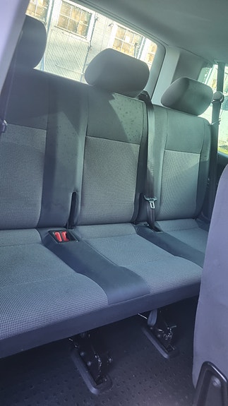 Volkswagen Caravelle 23 of 27