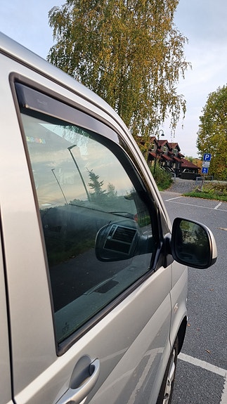 Volkswagen Caravelle 3 of 27