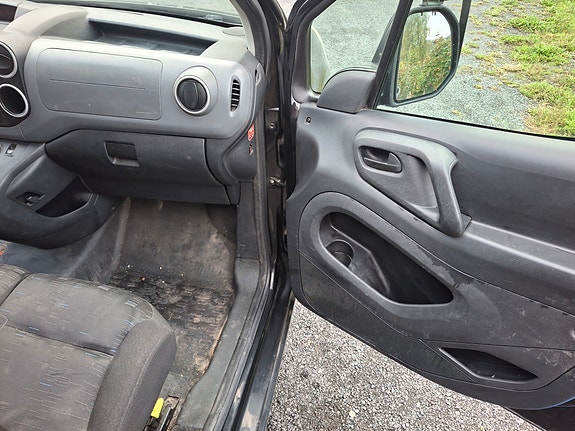 Citroen Berlingo 12 of 12