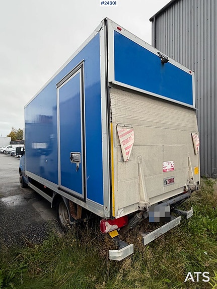 Mercedes-Benz Sprinter 8 of 30