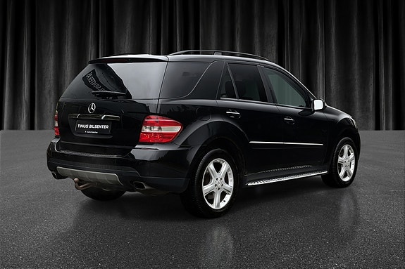 Mercedes-Benz ML280 7 of 21