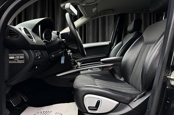 Mercedes-Benz ML280 11 of 21