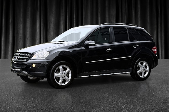 Mercedes-Benz ML280 4 of 21