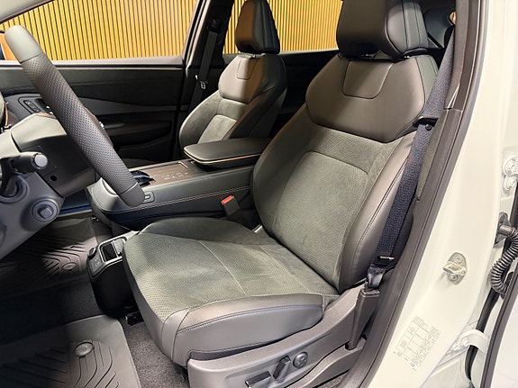Nissan Ariya 14 of 25